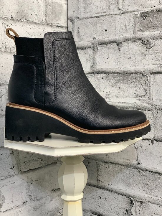 Dolce Vita Chelsea Boot 8.5 Black Leather Huey H20 Waterproof Chunky Heeled Sole - Picture 5 of 9